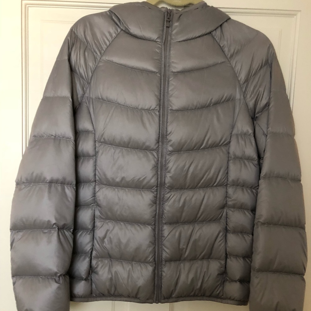 Uniqulo grey/silver down jacket